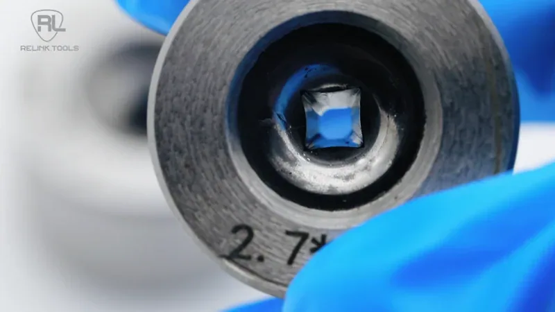 Shaped and compacting dies